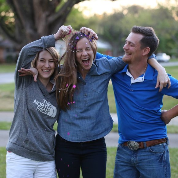 Meet your Posher, Sarah - Picture 3 of 3